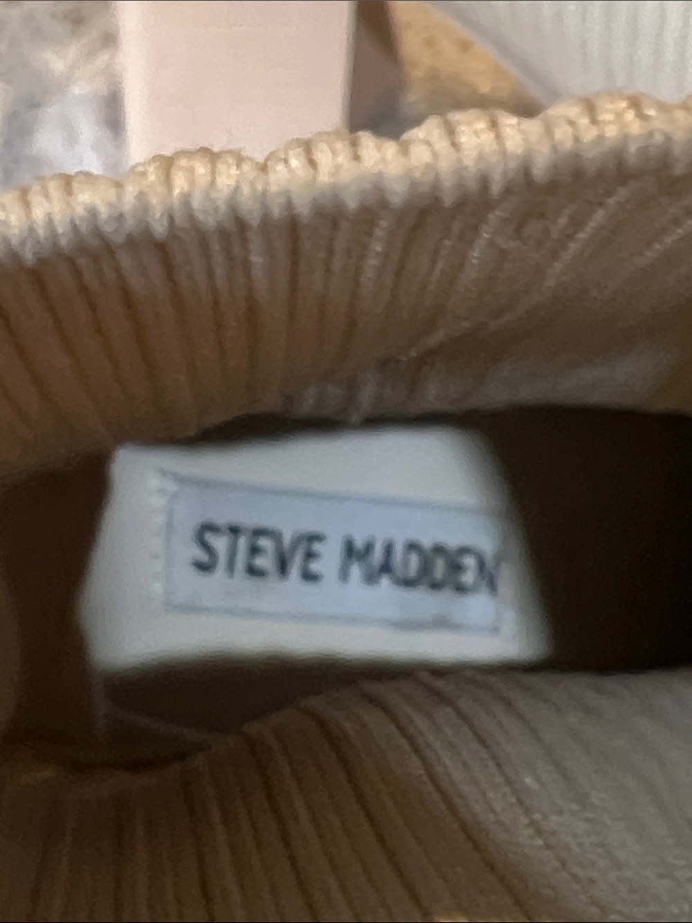 Steve Madden Tackle Sock Booties - Bone Leather - Size 7.5 EUC - Picture 2 of 10